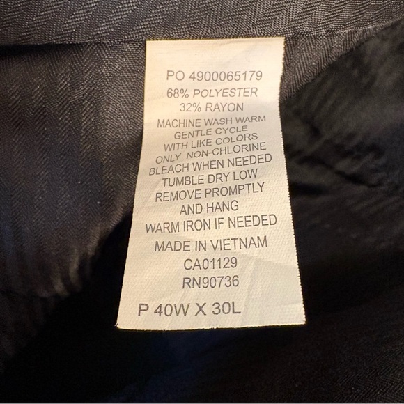 Calvin Klein Mens Dress Pants 40X30 Flat Front Pleated Leg Black w/ Fine Stripes - Picture 6 of 6